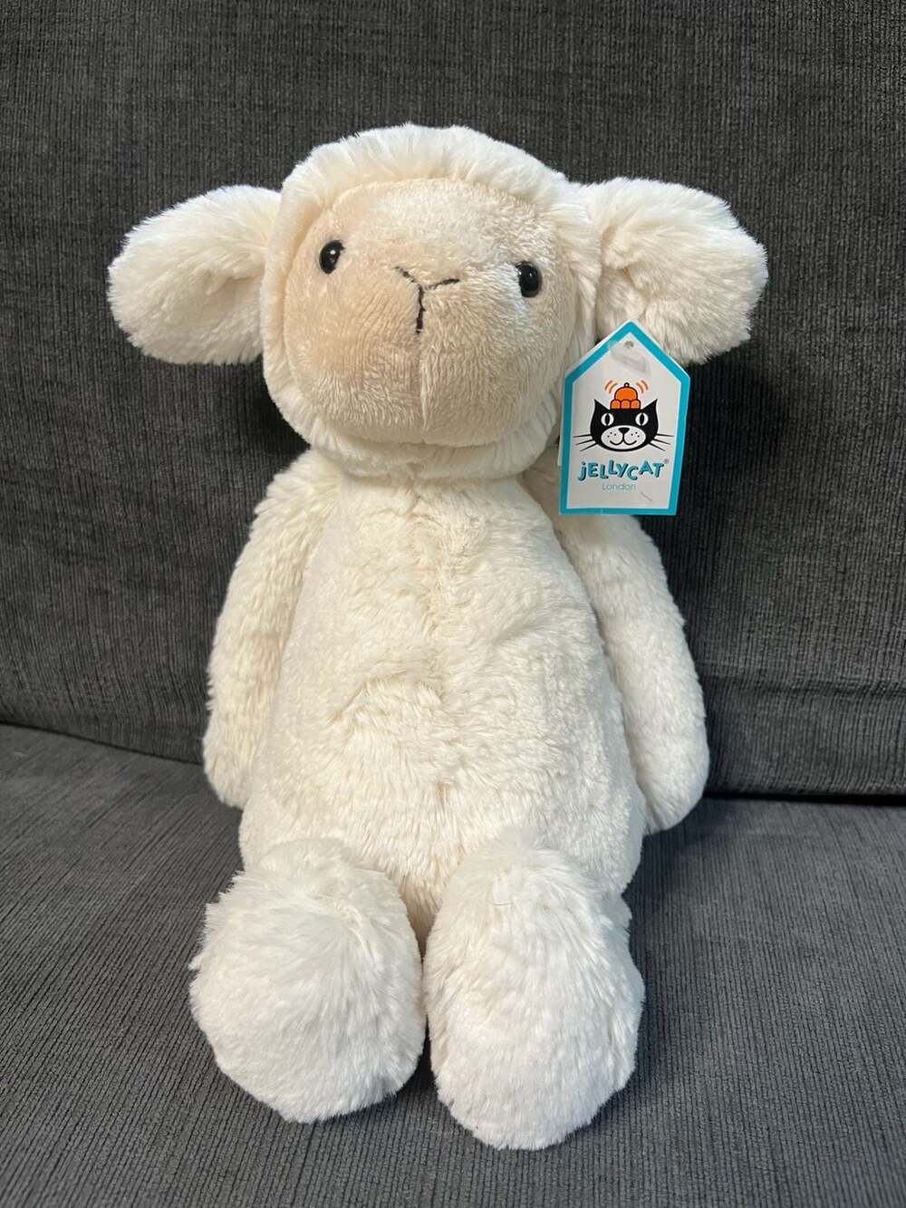 Jellycat Medium Bashful Lamb Size Medium White Plush Stuffed Animal